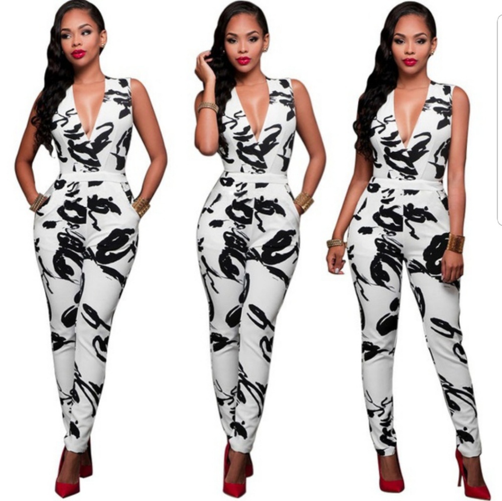 Women's sleeveless bodycon jumpsuit